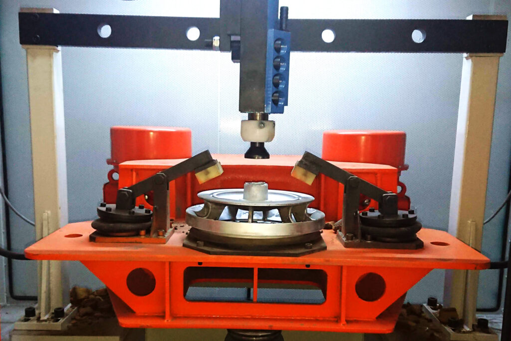 Vibration Decoring Machine